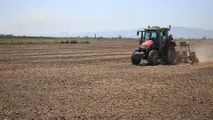 Adana Tarlalarında Sarsıcı Kredi Umutsuzluğu: Nisan Ayı Tarım Kredi Faiz İndirimi Yalanı Deşifre Oldu! Beklentiler Çöktü!